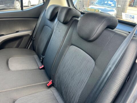 Hyundai i10 1.2 Active Auto Euro 5 5dr 21