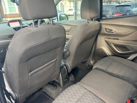 Vauxhall Mokka 1.6i Exclusiv 2WD Euro 6 (s/s) 5dr 24