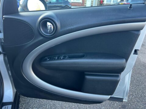 Mini Countryman 2.0 Cooper D Auto ALL4 Euro 5 5dr 30