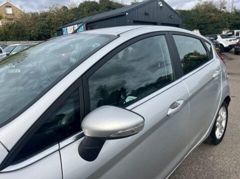 Ford Fiesta 1.0T EcoBoost Zetec Euro 6 (s/s) 5dr 15
