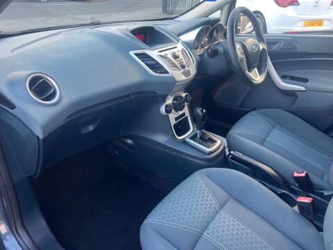 Ford Fiesta 1.4 Zetec 5dr 23