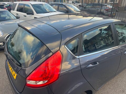 Ford Fiesta 1.4 Zetec 5dr 17