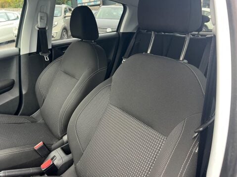 Peugeot 208 1.2 PureTech Allure Euro 6 (s/s) 5dr 18