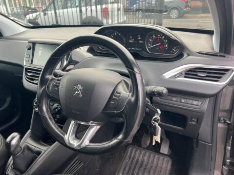 Peugeot 208 1.2 PureTech Allure Euro 6 (s/s) 5dr 16