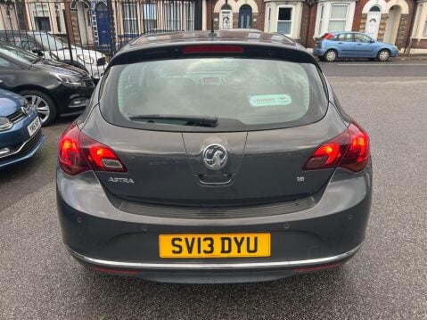 Vauxhall Astra 1.6 16v Elite Auto Euro 5 5dr 5