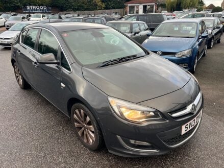 Vauxhall Astra 1.6 16v Elite Auto Euro 5 5dr