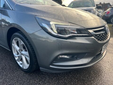 Vauxhall Astra 1.4i Turbo SRi Auto Euro 6 (s/s) 5dr 12