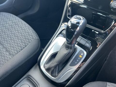 Vauxhall Astra 1.4i Turbo SRi Auto Euro 6 (s/s) 5dr 33