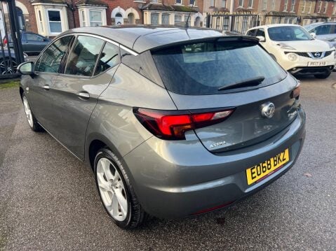 Vauxhall Astra 1.4i Turbo SRi Auto Euro 6 (s/s) 5dr 4