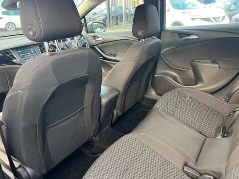 Vauxhall Astra 1.4i Turbo SRi Auto Euro 6 (s/s) 5dr 26