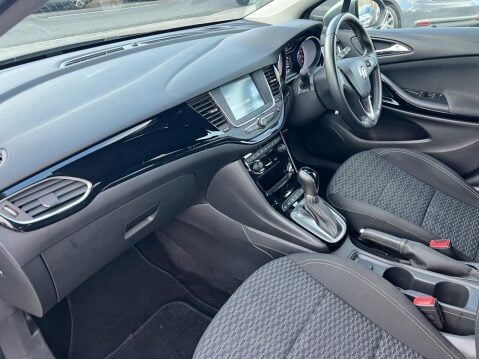 Vauxhall Astra 1.4i Turbo SRi Auto Euro 6 (s/s) 5dr 23