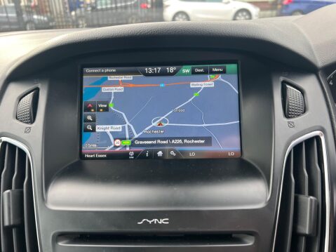 Ford Focus 1.0T EcoBoost Titanium Euro 6 (s/s) 5dr 23