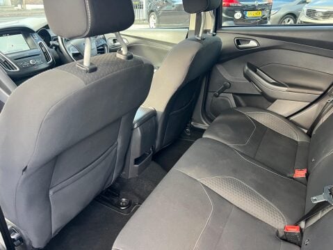 Ford Focus 1.0T EcoBoost Zetec Euro 6 (s/s) 5dr 20