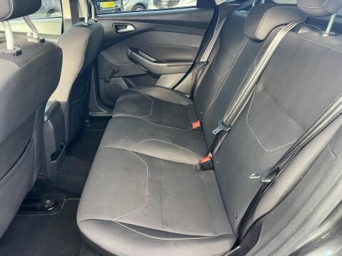 Ford Focus 1.0T EcoBoost Zetec Euro 6 (s/s) 5dr 21