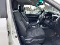 Toyota Hilux 2.4 D-4D Invincible 4WD Euro 6 (s/s) 4dr (TSS) 19