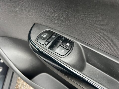 Vauxhall Corsa 1.4i ecoFLEX Limited Edition Euro 6 5dr 33