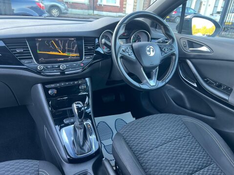 Vauxhall Astra 1.4i Turbo SRi Nav Auto Euro 6 (s/s) 5dr 22