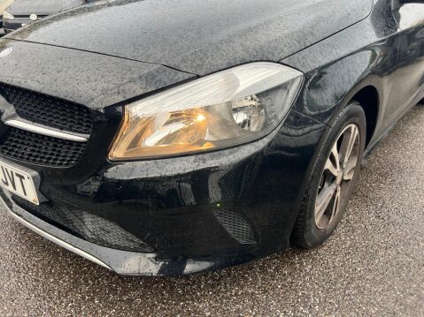 Mercedes-Benz A Class 1.6 A180 SE Euro 6 (s/s) 5dr 9