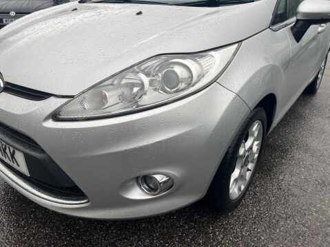 Ford Fiesta 1.4 Zetec 5dr 10