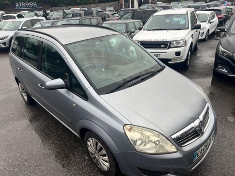 Vauxhall Zafira 1.6 Exclusiv Euro 4 5dr 8