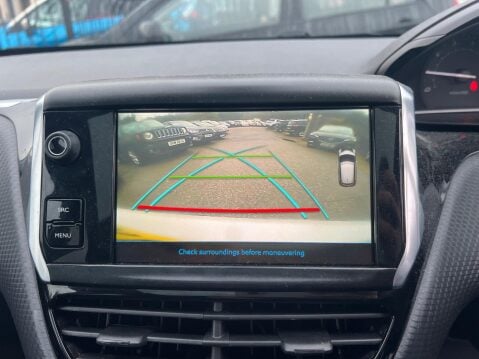 Peugeot 208 1.2 PureTech Allure Premium Euro 6 (s/s) 5dr 28