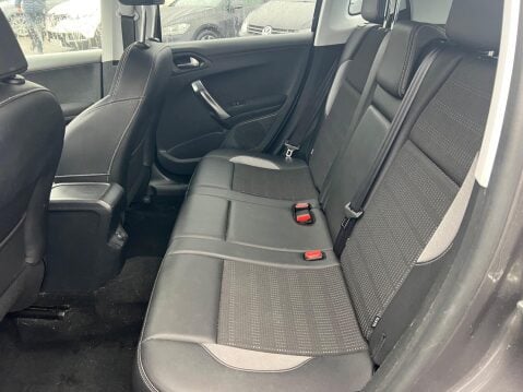 Peugeot 2008 1.2 VTi PureTech Allure Euro 5 5dr 28