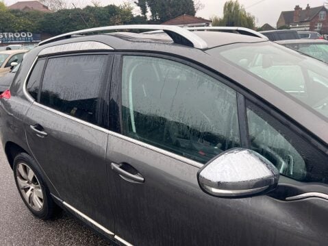 Peugeot 2008 1.2 VTi PureTech Allure Euro 5 5dr 17