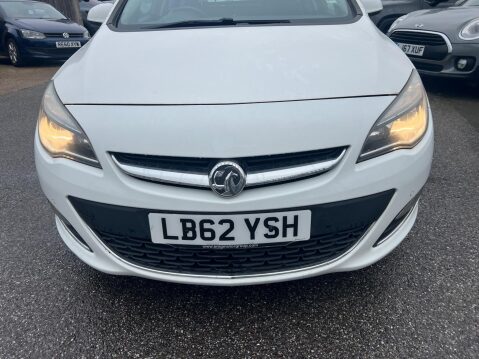 Vauxhall Astra 2.0 CDTi SRi Auto Euro 5 5dr 9