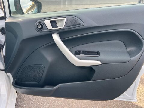 Ford Fiesta 1.25 Zetec 5dr 24