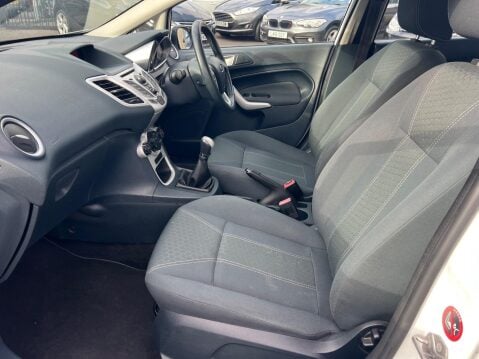 Ford Fiesta 1.25 Zetec 5dr 19
