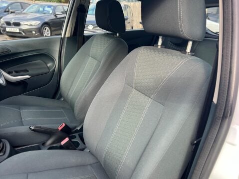 Ford Fiesta 1.25 Zetec 5dr 20