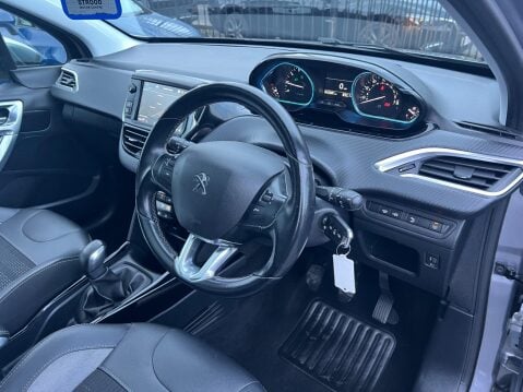 Peugeot 2008 1.2 PureTech Allure Premium Euro 6 5dr 19