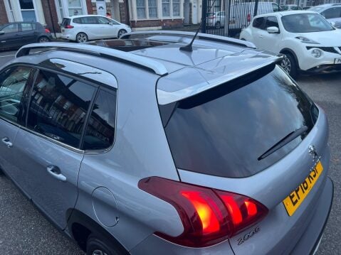 Peugeot 2008 1.2 PureTech Allure Premium Euro 6 5dr 17