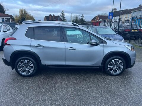 Peugeot 2008 1.2 PureTech Allure Premium Euro 6 5dr 7