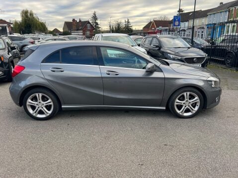 Mercedes-Benz A Class 1.6 A180 BlueEfficiency Sport Euro 6 (s/s) 5dr 7