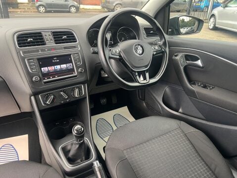 Volkswagen Polo 1.2 TSI BlueMotion Tech SE Euro 6 (s/s) 5dr 23