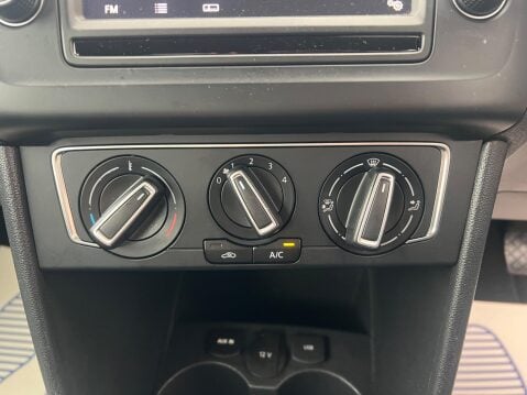 Volkswagen Polo 1.2 TSI BlueMotion Tech SE Euro 6 (s/s) 5dr 33