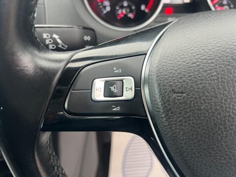 Volkswagen Polo 1.2 TSI BlueMotion Tech SE Euro 6 (s/s) 5dr 21