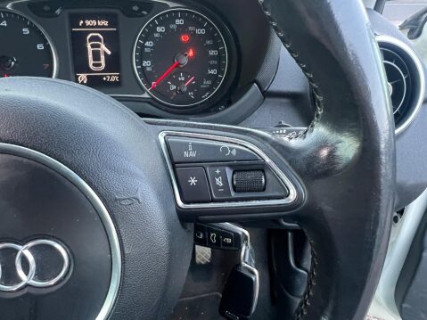 Audi A1 1.4 TFSI Sport Euro 5 (s/s) 3dr 19