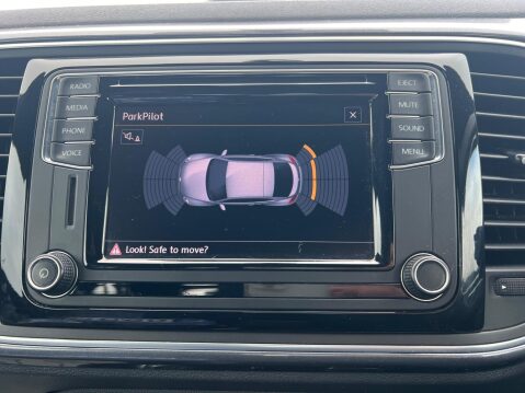 Volkswagen Beetle 1.4 TSI BlueMotion Tech Design Euro 6 (s/s) 3dr 37