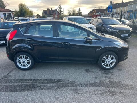 Ford Fiesta 1.25 Zetec Euro 5 5dr 7
