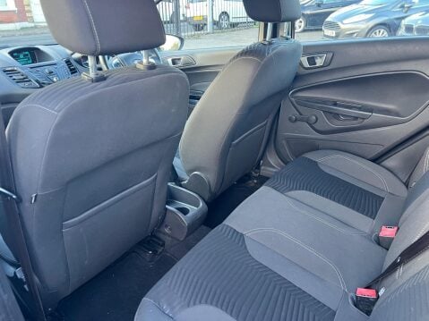 Ford Fiesta 1.25 Zetec Euro 5 5dr 21