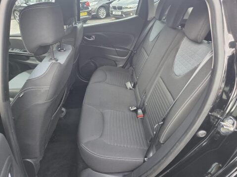 Renault Clio 0.9 TCe Dynamique S MediaNav Euro 5 (s/s) 5dr 21