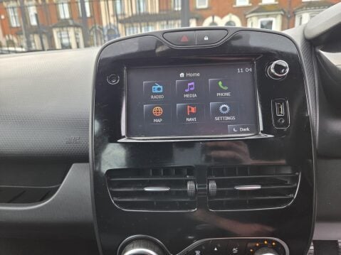 Renault Clio 0.9 TCe Dynamique S MediaNav Euro 5 (s/s) 5dr 18