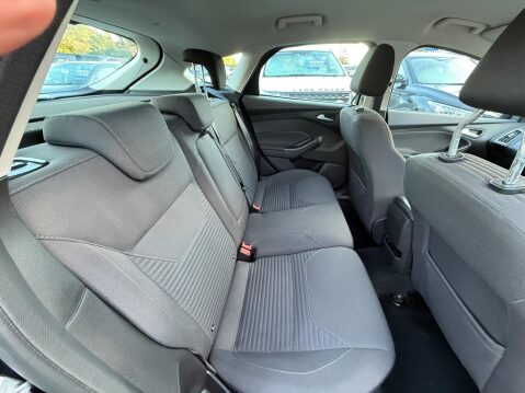 Ford Focus 1.0T EcoBoost Titanium Euro 6 (s/s) 5dr 12