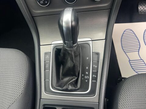 Volkswagen Golf 1.4 TSI BlueMotion Tech SE DSG Euro 5 (s/s) 5dr 35