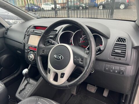 Kia Venga 1.6 3 Auto Euro 5 5dr (Sat Nav) 17