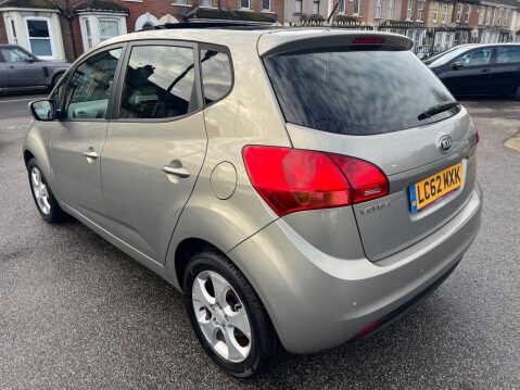 Kia Venga 1.6 3 Auto Euro 5 5dr (Sat Nav) 4