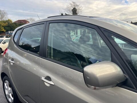 Kia Venga 1.6 3 Auto Euro 5 5dr (Sat Nav) 14