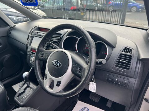Kia Venga 1.6 3 Auto Euro 5 5dr (Sat Nav) 18